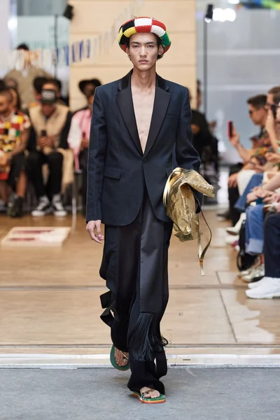 Look 20